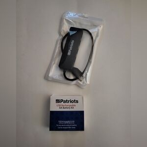 COPY - NWOT 4PATRIOTS USB Rechargeable AA Battery Kit